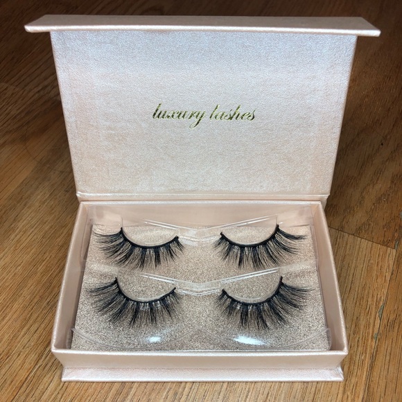 2 Pairs Faux Mink Eyelashes - Picture 2 of 7